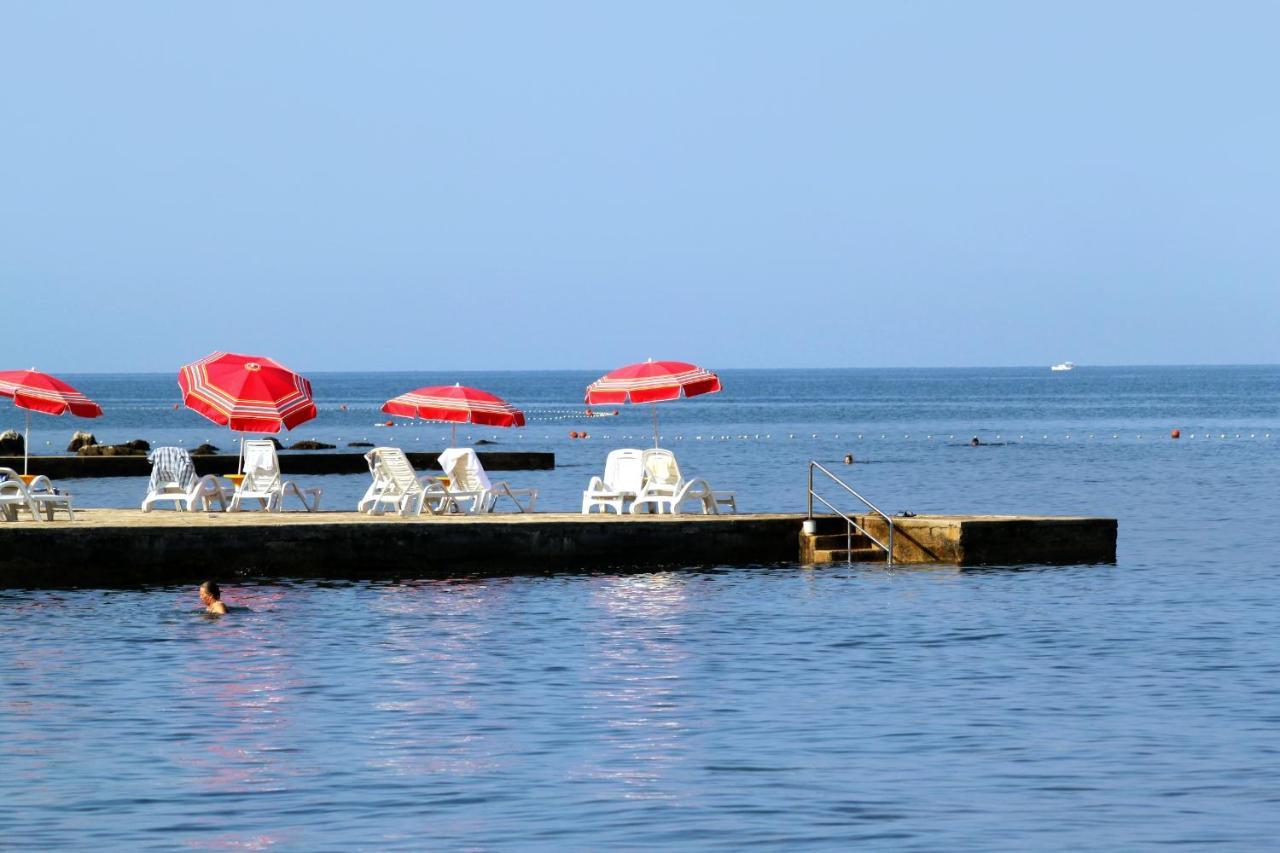 Apartments With A Parking Space Umag - 7057 外观 照片